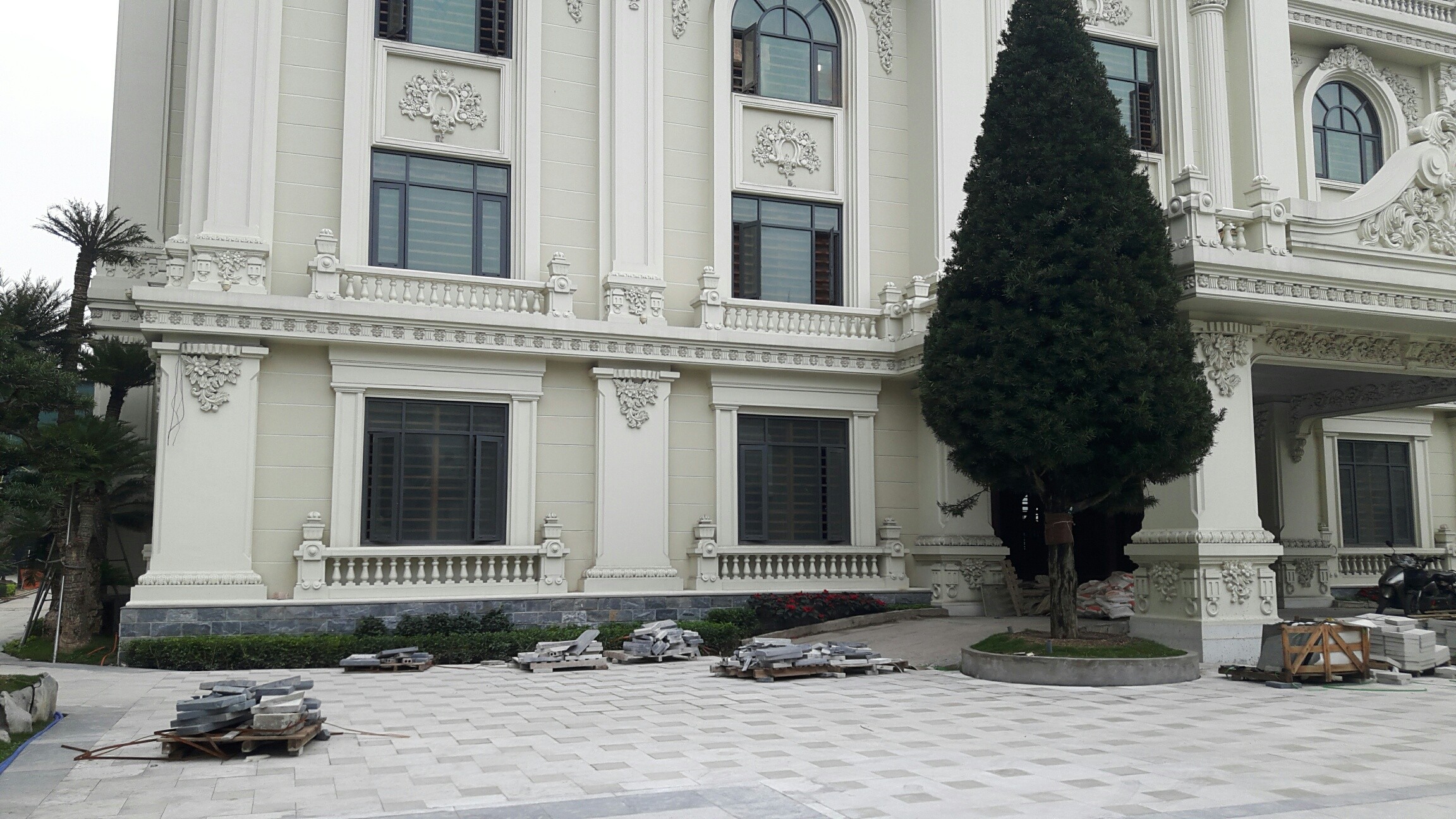 https://cbhitech.com.vn/wp-content/uploads/2015/07/20160329_093059_resized.jpg