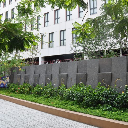 https://cbhitech.com.vn/wp-content/uploads/2017/02/Marie-Cuire-School-1-540x540.jpg