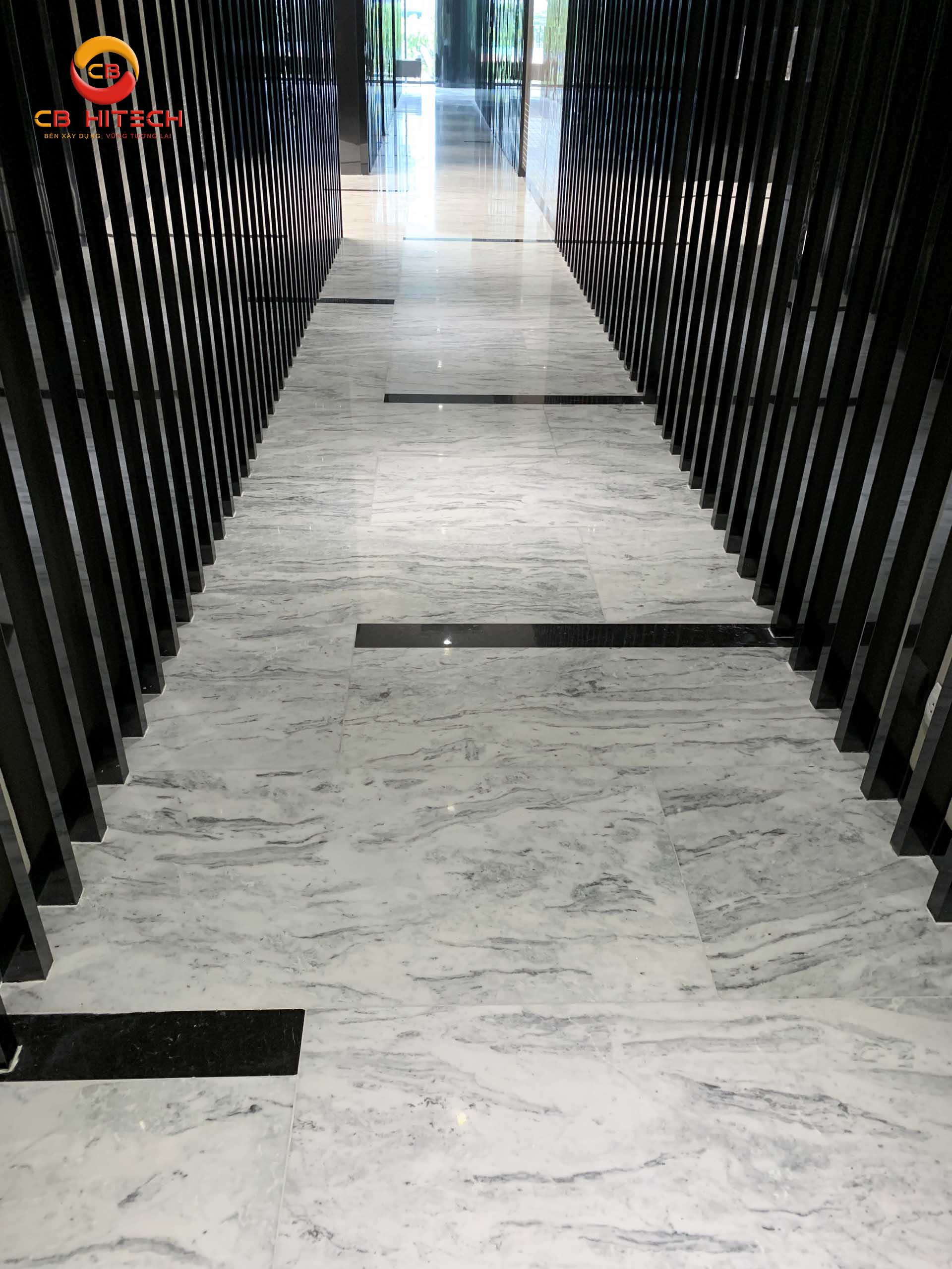 Sàn lát đá marble trắng Ý, , dự án PD-17 Dịch Vọng Hầu. Nguồn: CB HITECH.